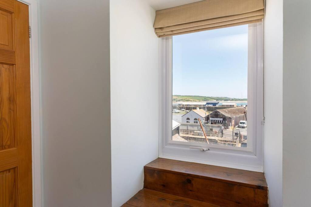 Vakantiehuis Charming 3 Bedroom Harbour With Parking Penzance